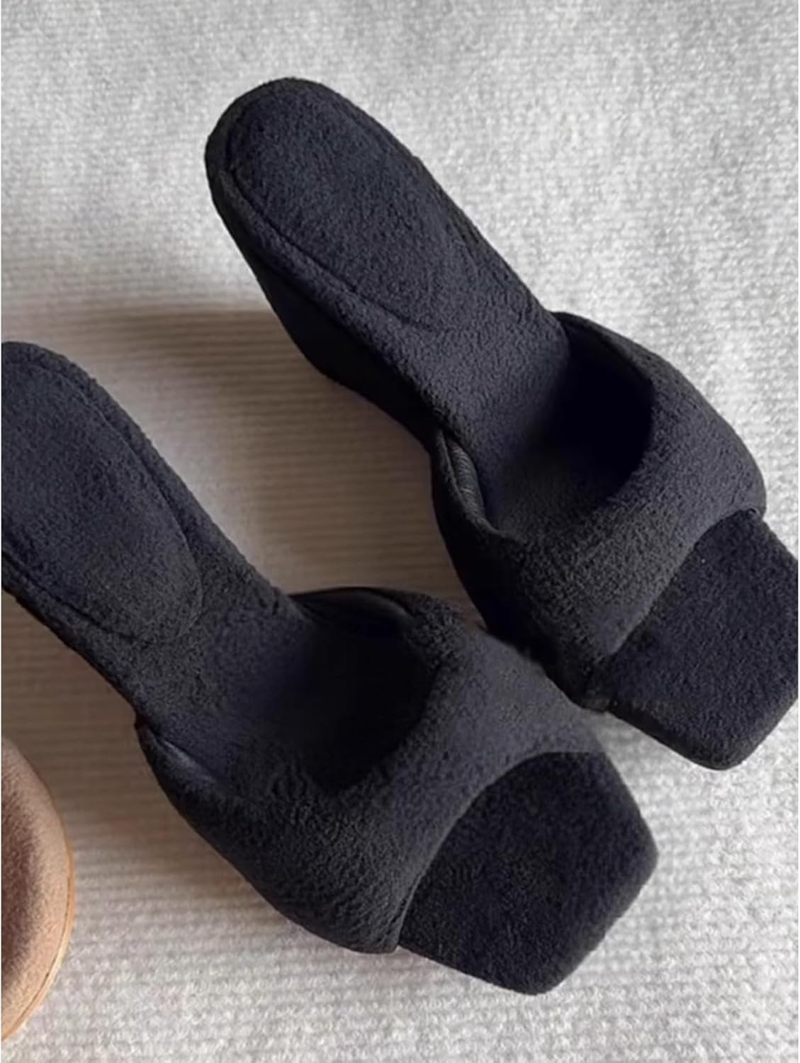 Women's Chunky Platform Slide Slippers Square Toe Wedge Heel Fuzzy Mule Slippers for Outdoor Indoor Comfort