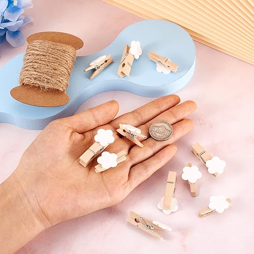 Miniatura 7 de Pandahall - 100 pinzas de flores blancas para papel fotográfico de madera, clips de injerto con cordel de yute natural de 10.93 yardas para