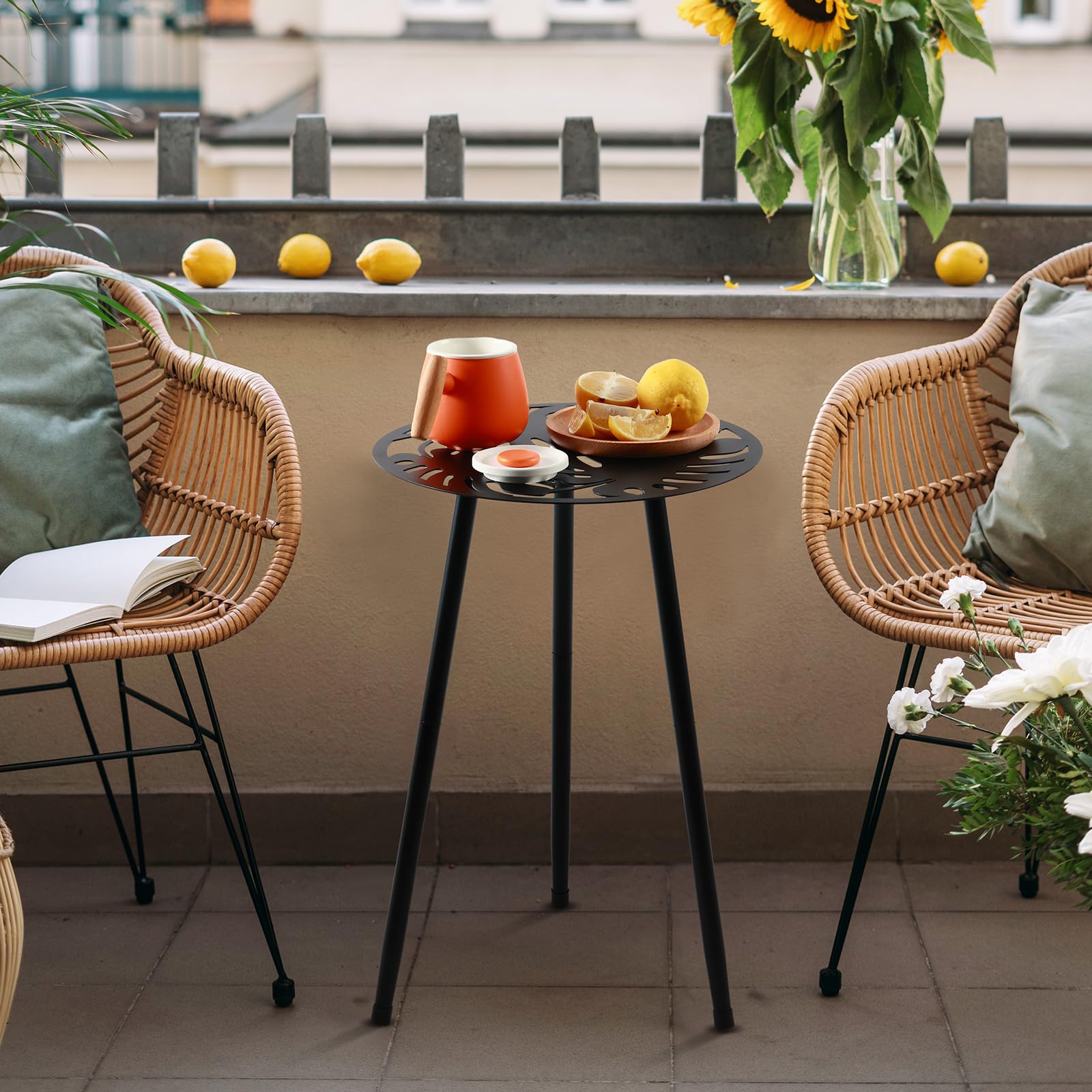 2 paquetes de mesas auxiliares de metal para exteriores, mesa auxiliar pequeña para patio, mesa redonda de esquina de jardín para espacios pequeños, balcón, soporte de plantas de porche para 7