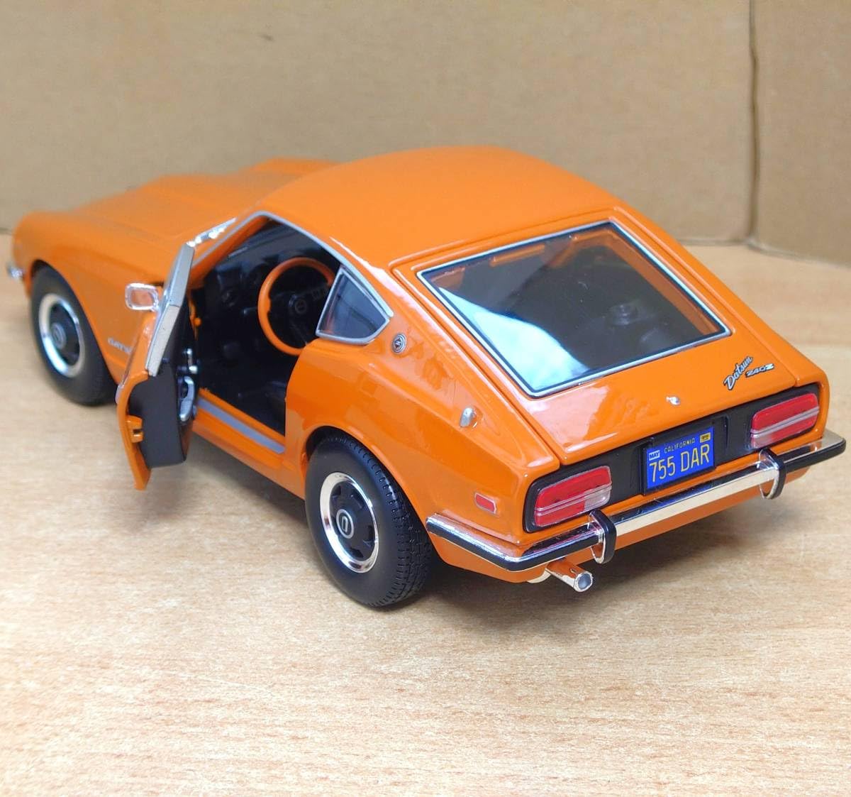 マイスト 1⁄18 1971 ダットサン 240Z フェアレディZ マイスト1&frasl;18
