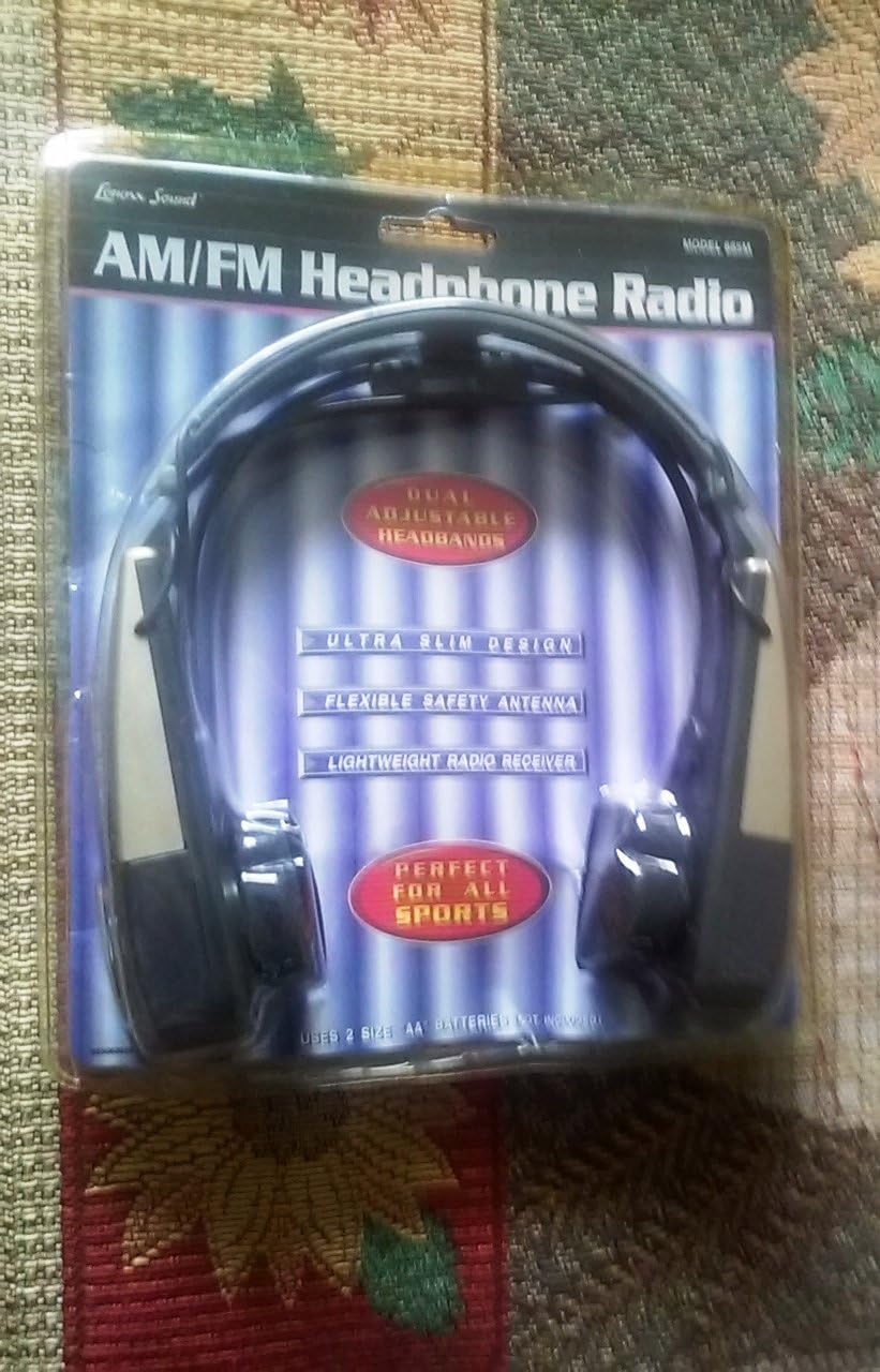 Lenoxx Sound 885M AM/FM Headphone Radio