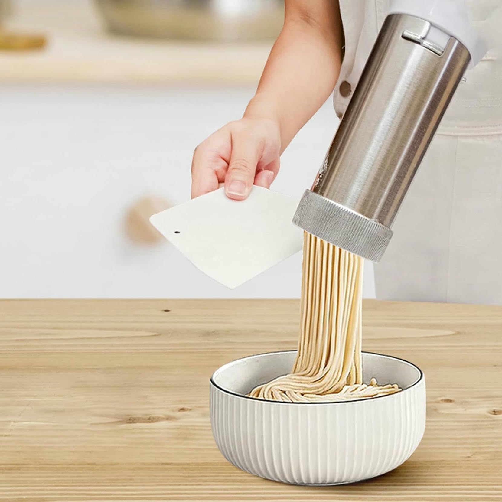 machine à pâtes, Pâtes électriques automatiques portatives