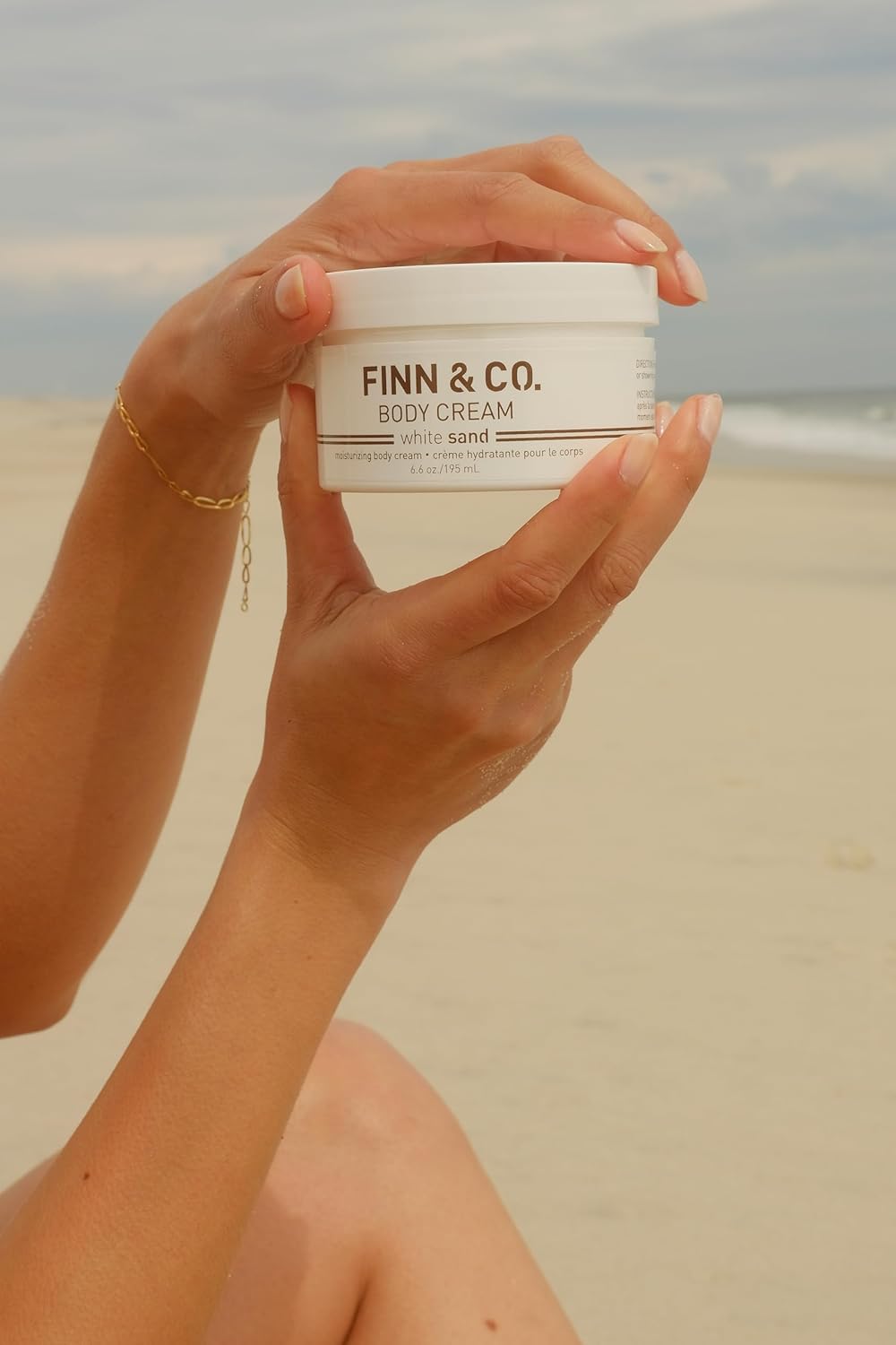 FINN & CO. White Sand Body Cream - Hydrating Moisturizer with Shea Butter, Vitamins A, C & E - Smoothes & Nourishes Skin - Paraben Free, Cruelty Free, Beach Inspired Scent | 6.6 oz