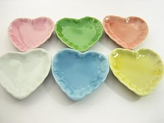 Dollhouse Miniature Ceramic Mixed Color 6 Heart Plates 3.5cm Dishes Supply 12598