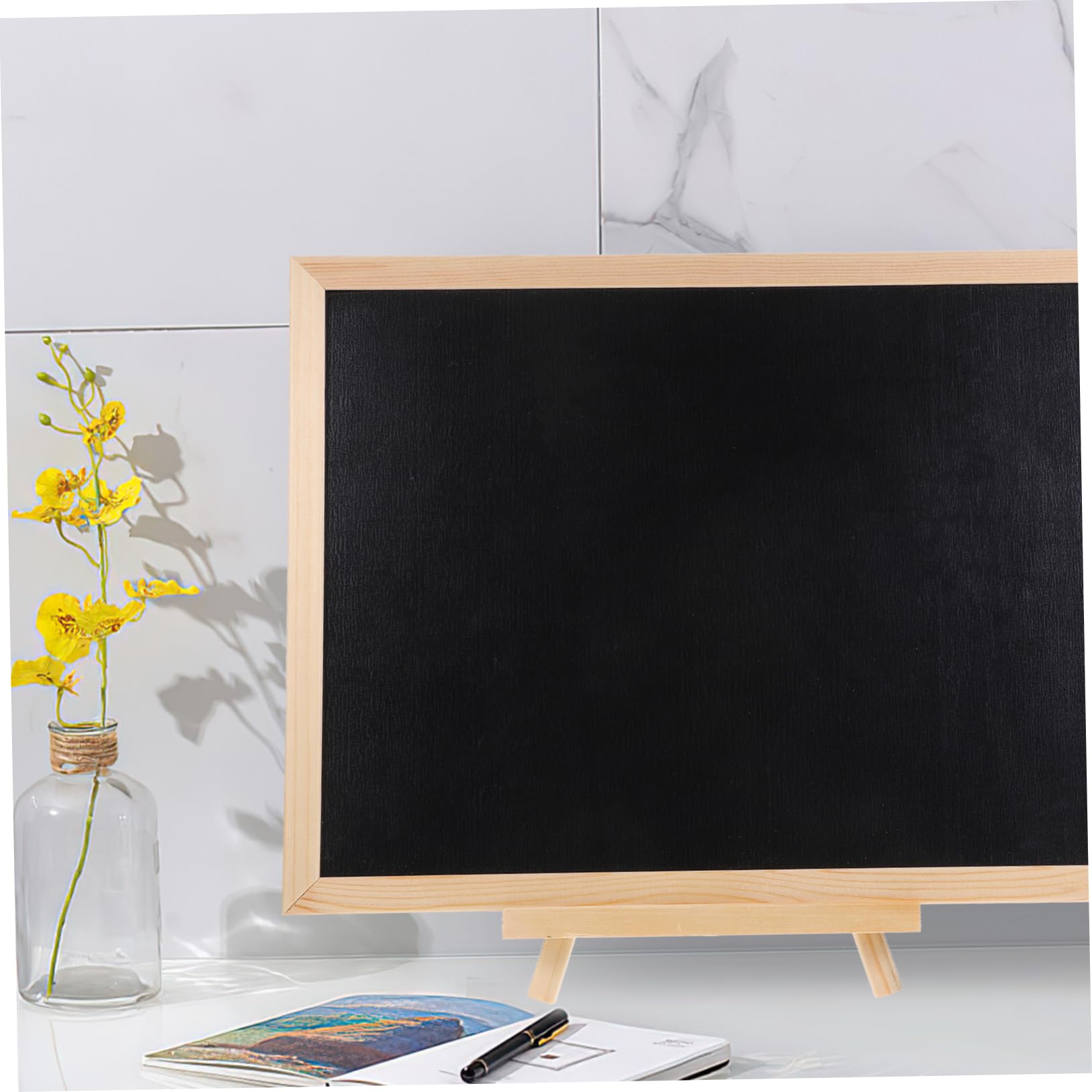 Kreidetafel Memotafel aus Korkholz mit Ständer Schwarz zum Beschriften mit Kreide für Geschäft und Hochzeit