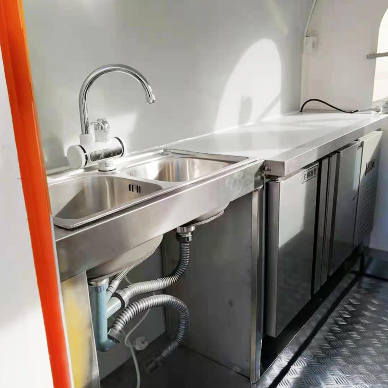 Food Trucks Remorque alimentaire entièrement équipée à vendre - Camion de nourriture mobile et remorque à café pour usage commercial de rue