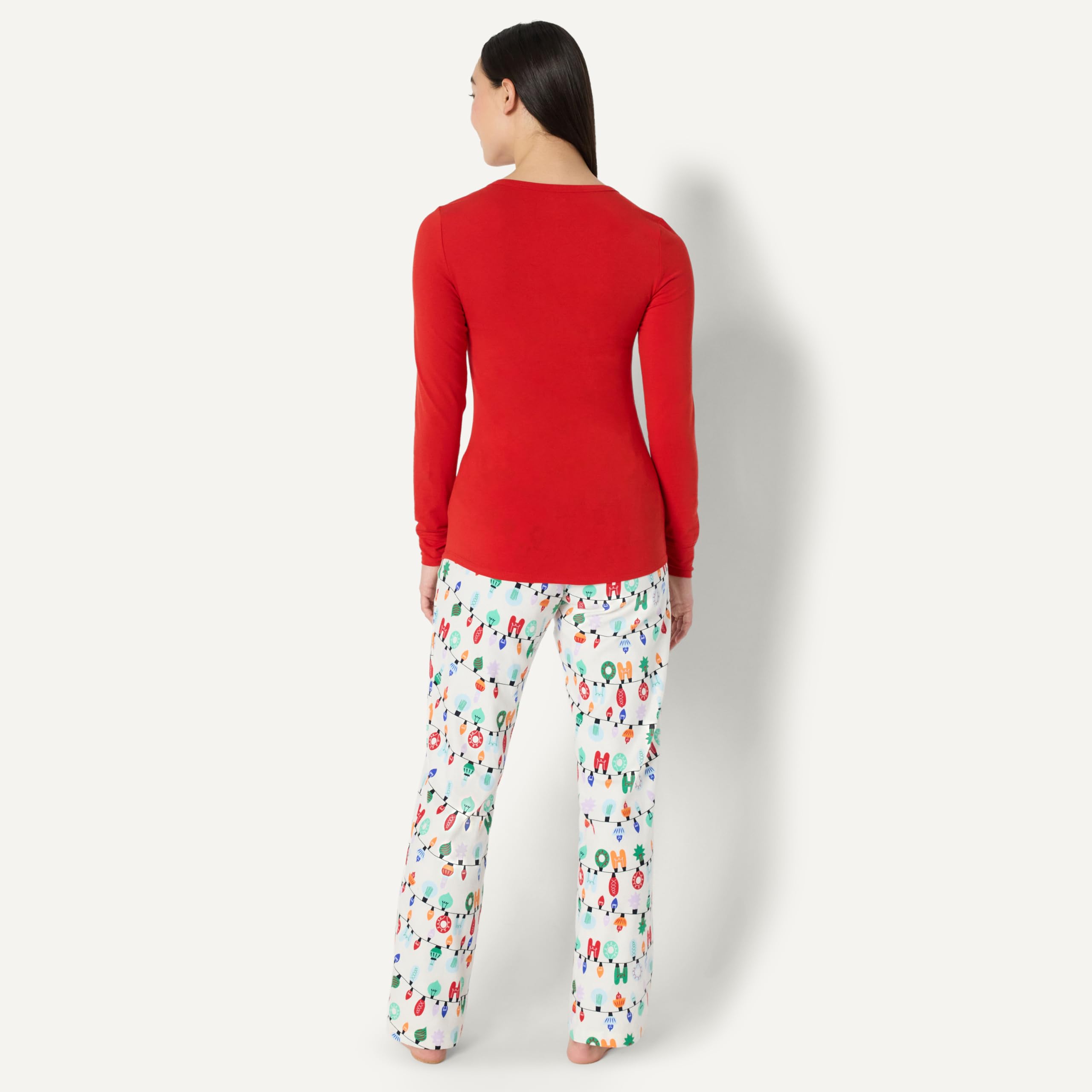 Amazon Essentials Completi Coordinati di Pigiami Natalizi per La Famiglia