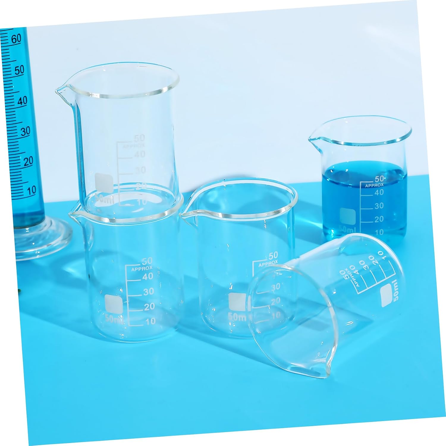 ERINGOGO 20pcs Clear Graduated Beakers Low Form Glass Measuring Cups for Laboratories Kitchen and Classrooms Easy to Clean Accurate Measurement Versatile Use