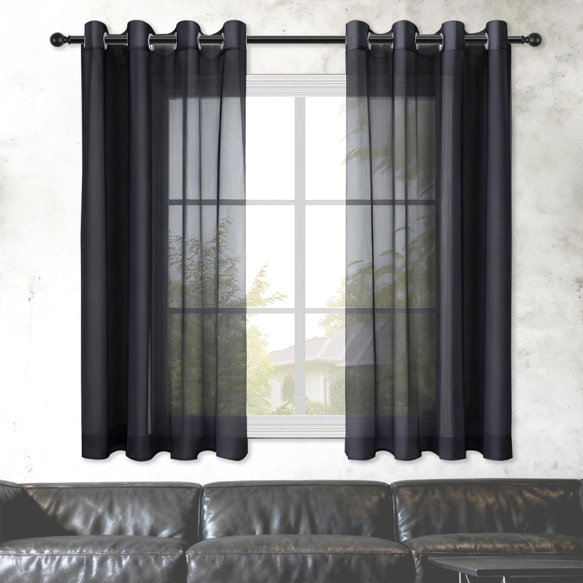 Rideau voile chambre adulte noir pour creer une ambiance chaleureuse et lumineuse