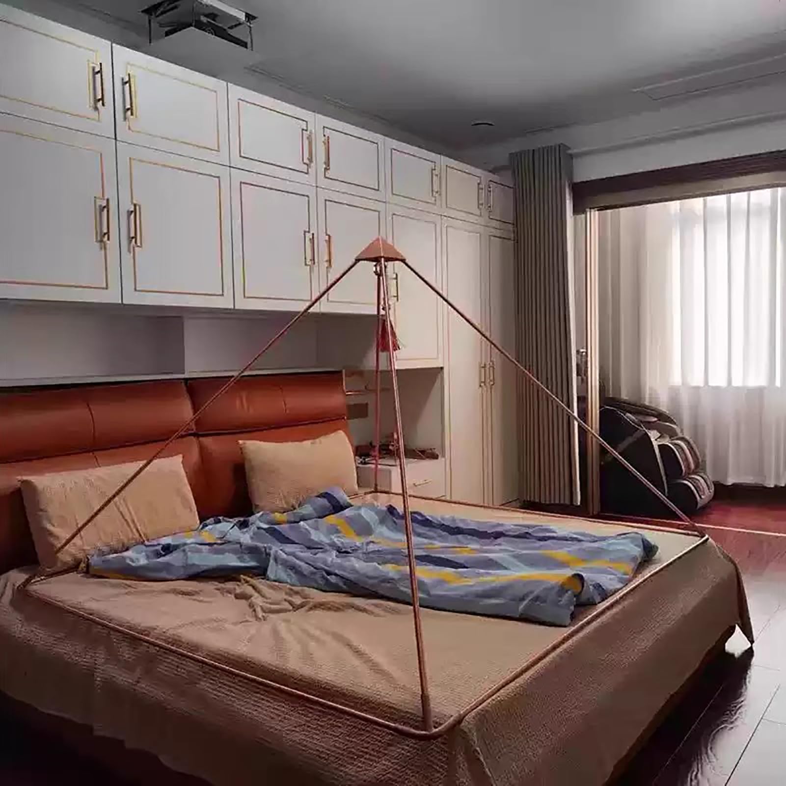 Grande Piramide di Rame per la Meditazione Adatta al Letto, Piramide Triangolare per Cristalli di Pietre preziose, Accessorio per la Meditazione, Strumento di guarigione
