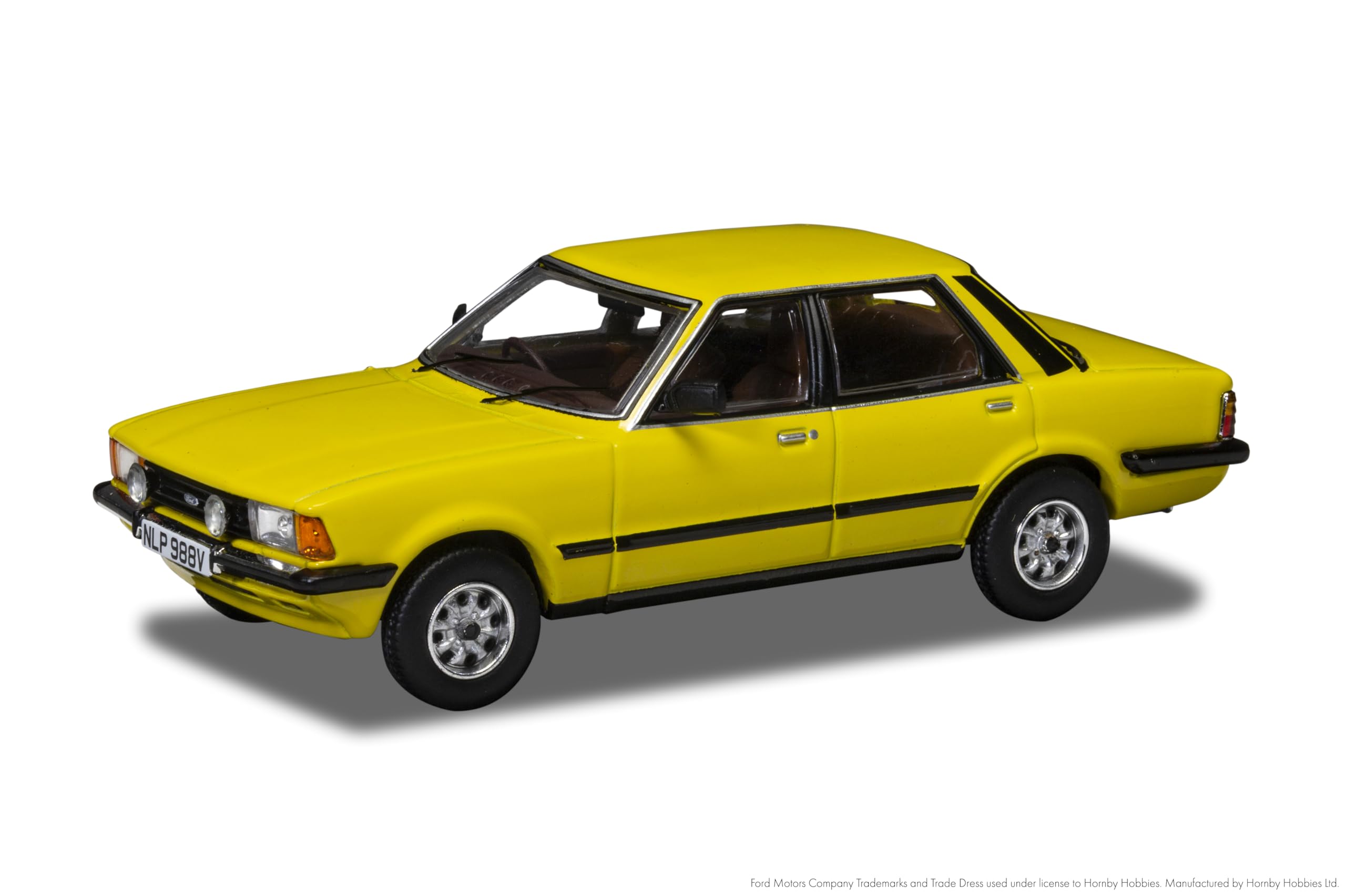 Corgi VA15008 Ford Cortina Mk5 1.3, Signal Yellow, Vanguard - Die Cast Model, for ages 14+ Years