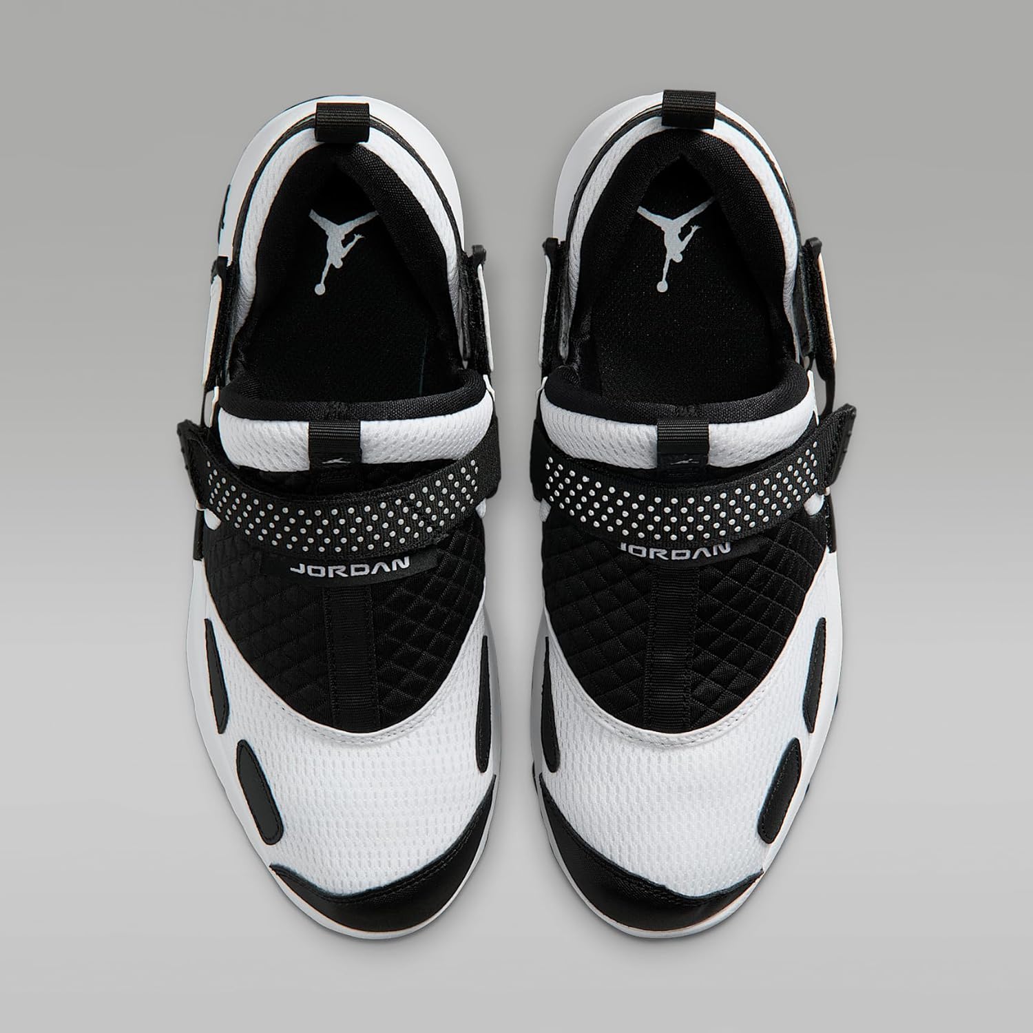 Jordan Trunner LX Women's Shoes (White/Reflective Silver/Black)