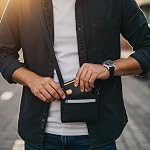 Buffway Poche avant minimaliste mince RFID Blocage de portefeuilles en cuir pour hommes femmes - Fibre de carbone noir