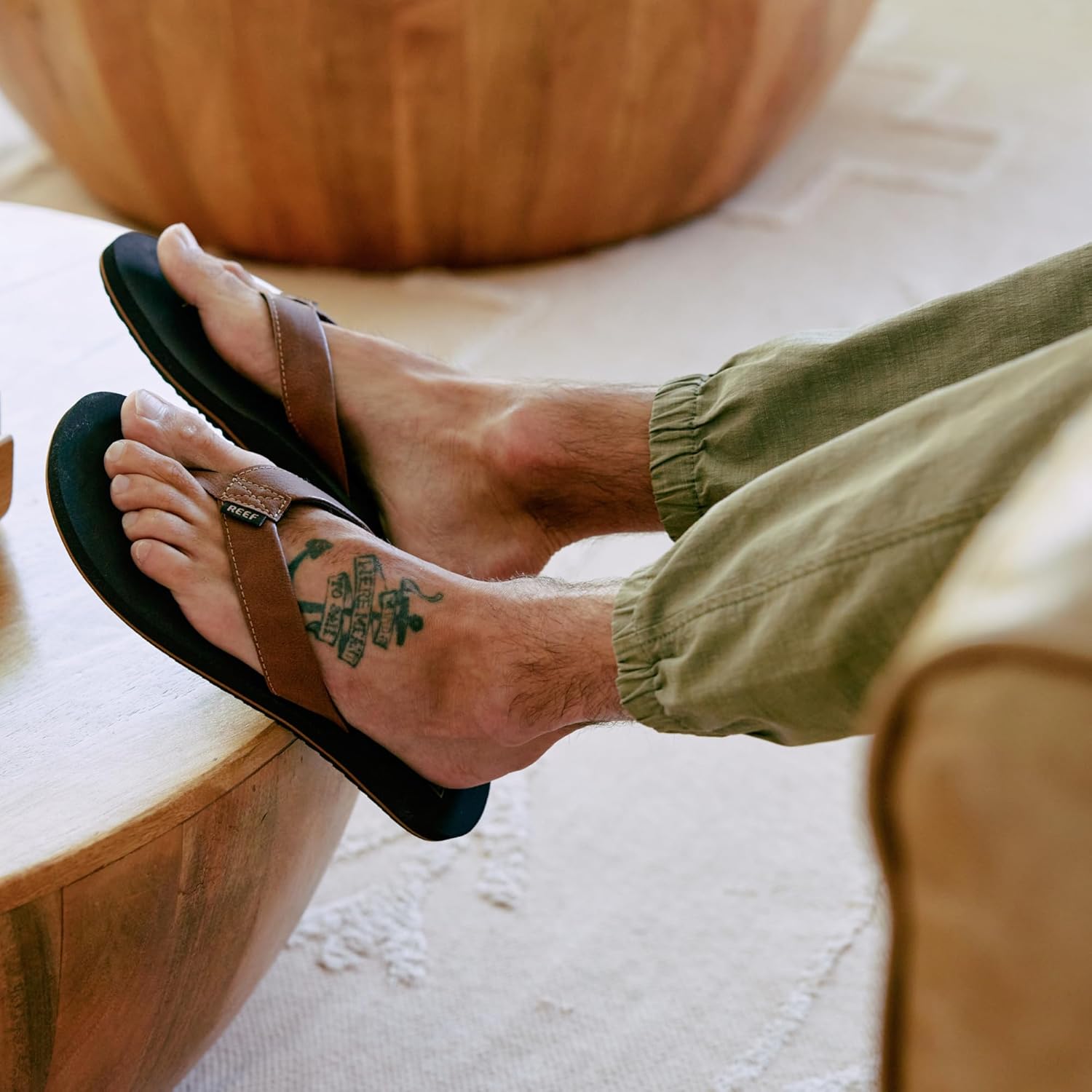 Reef Men's Sandal Twinpin, Comfortable Flip Flops with Vegan Leather Upper - Image 2