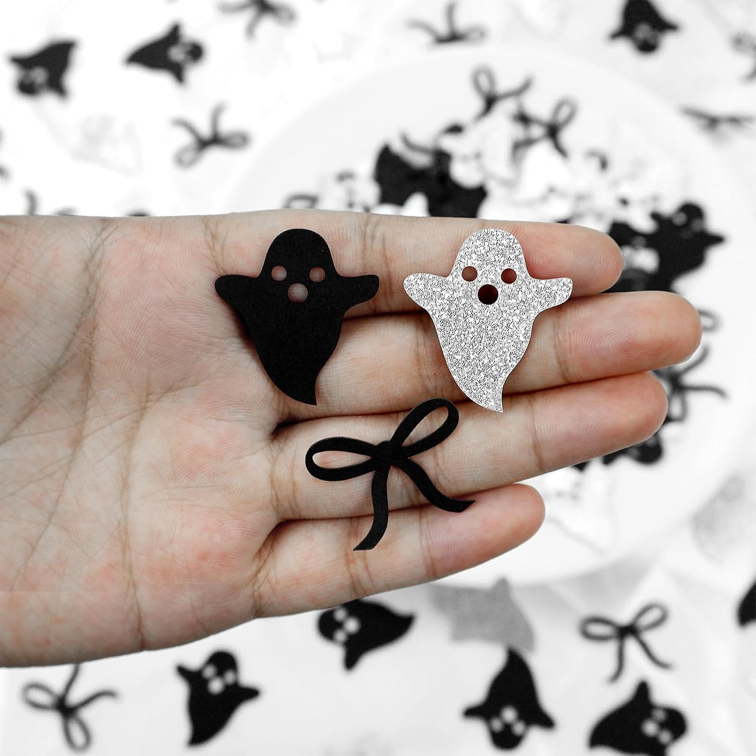 200pcs Black Halloween Confetti, Ghost Bow Table Scatter for Halloween Theme Birthday/Baby Shower Party Decorations.