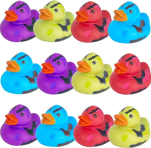 ArtCreativity Patos de goma de camuflaje de 2 pulgadas, paquete de 12, bonitos juguetes de piscina de pato en varios colores, ideales para fiestas