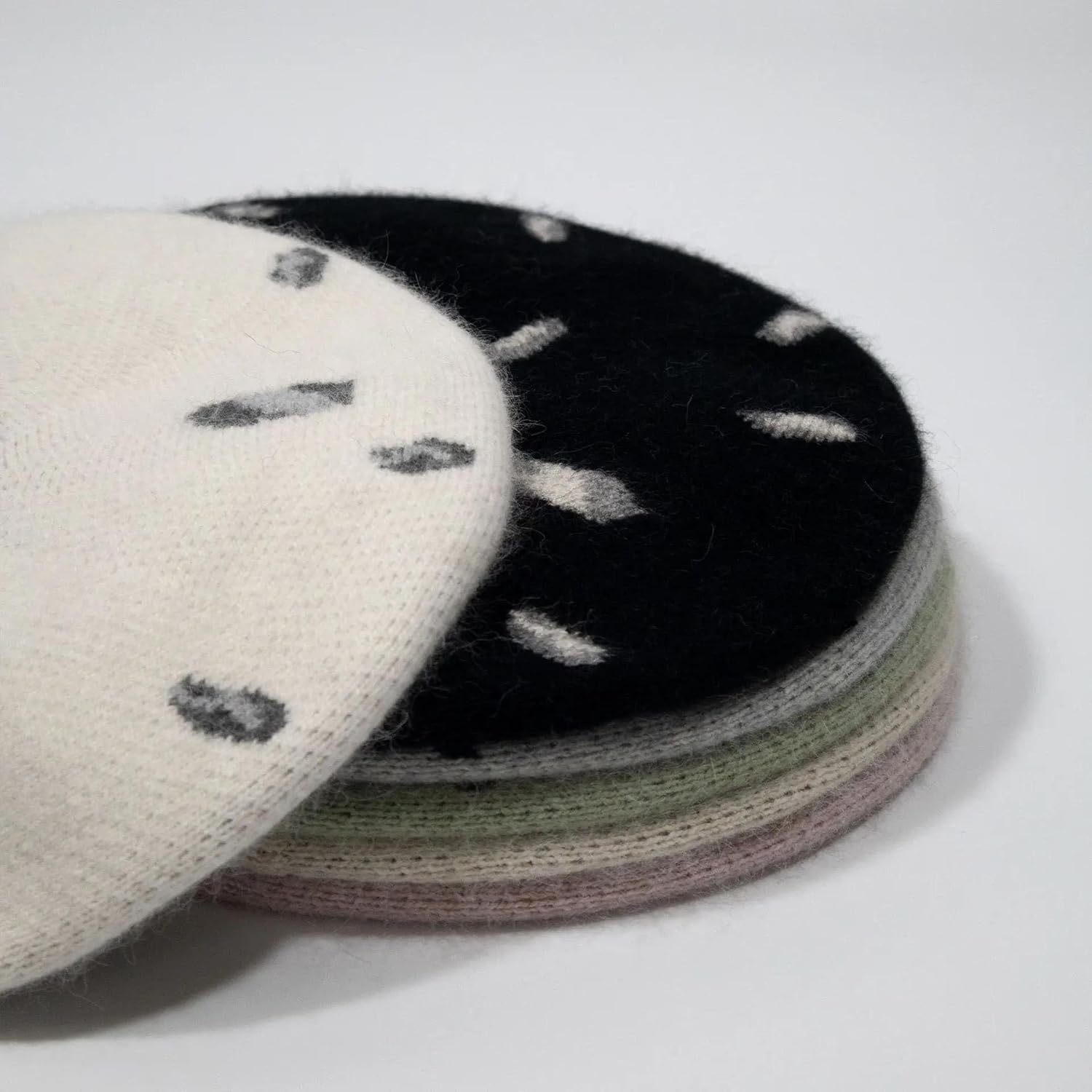 Women's Versatile Wool Yarn Pumpkin Warm Painter Knit Rabbit Fleece Beret Hat
