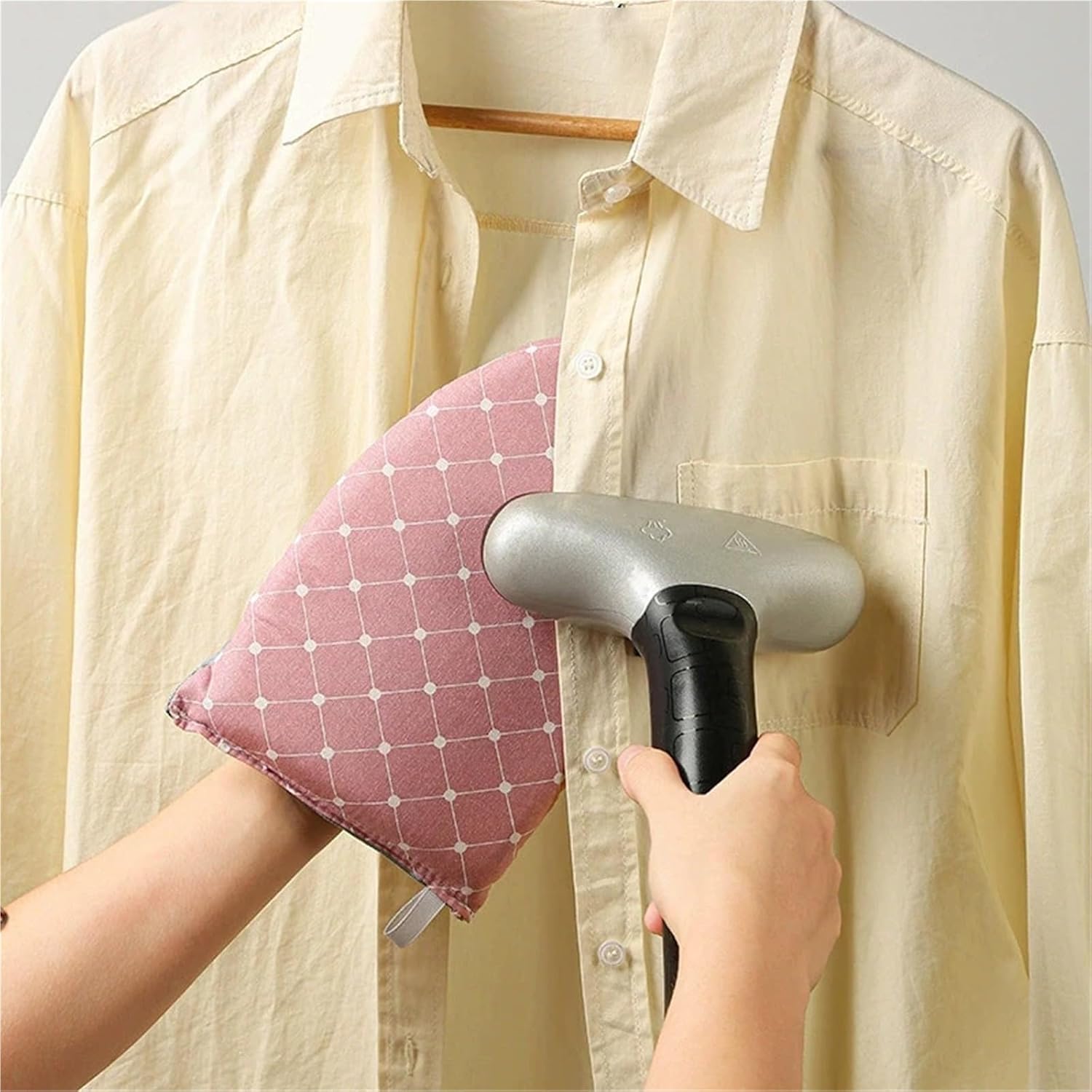 Garment Steamer Ironing Gloves Fabric Handheld Ironing Board Heat Resistant Steamer Glove Clothing Steam Engine Mitt Accessories for Clothes(Pink)