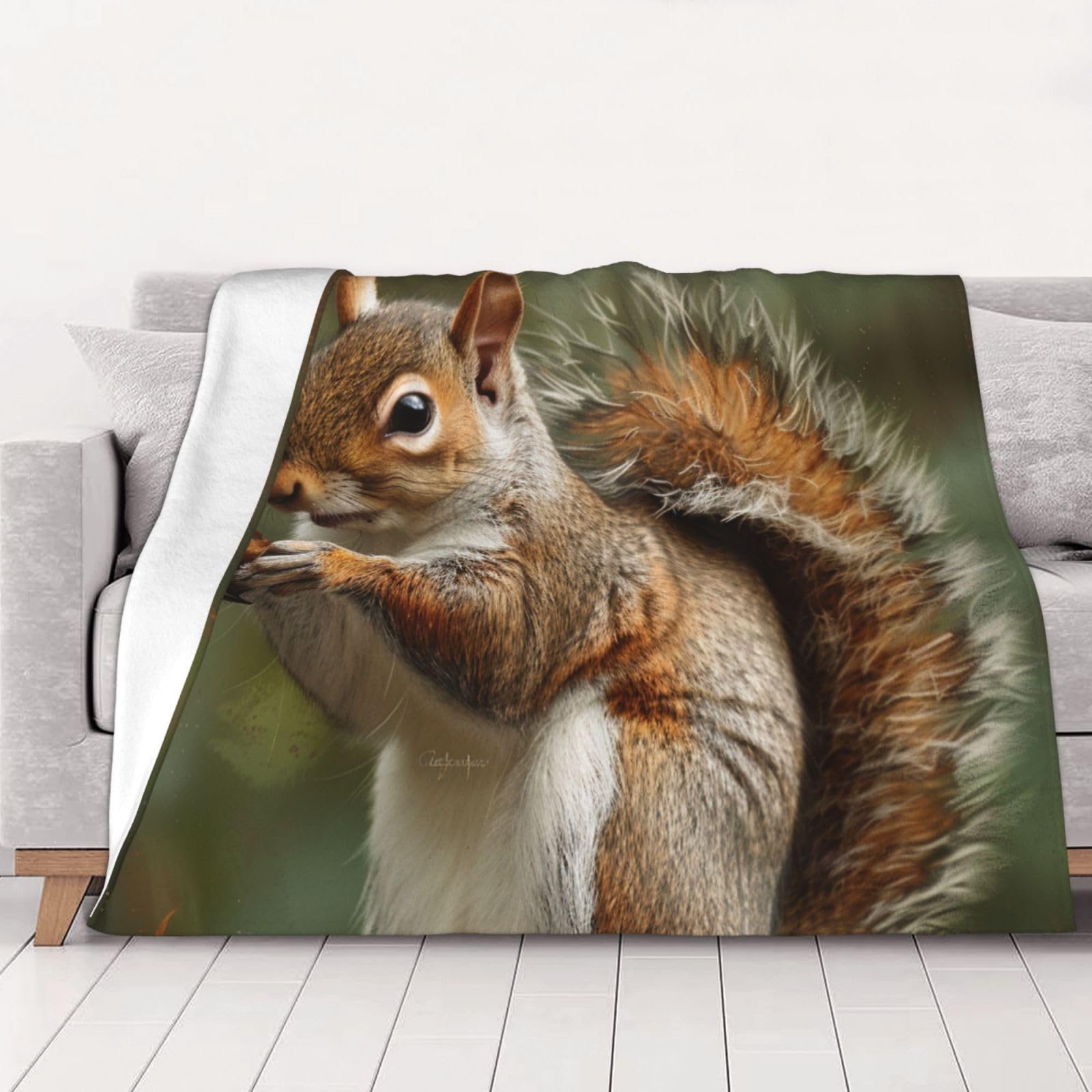 AUBKFELD Squirrel Printed Flannel Blanket 200x150 CM, Soft & Warm Throw Blanket for Sofa/Couch/Bed/Car, Gifts for Audlts Women Men