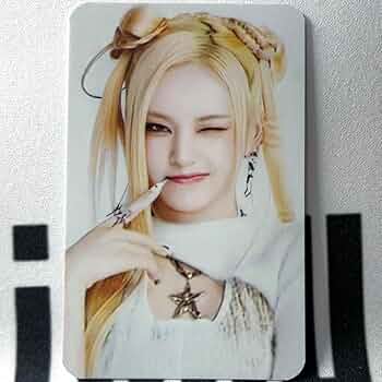 Amazon.co.jp: BABYMONSTER チキータ TAG アルバム トレカ : ホビー