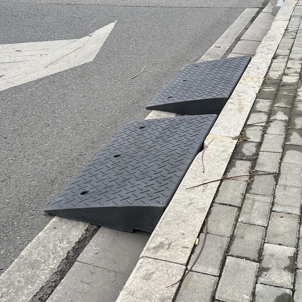 Schody rampowe Podjazdy dla wózków inwalidzkich Podjazdy progowe gumowe Podjazdy schodowe antypoślizgowe Podjazdy krawężnikowe samochodowe