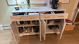 Review Image by Molly Molly