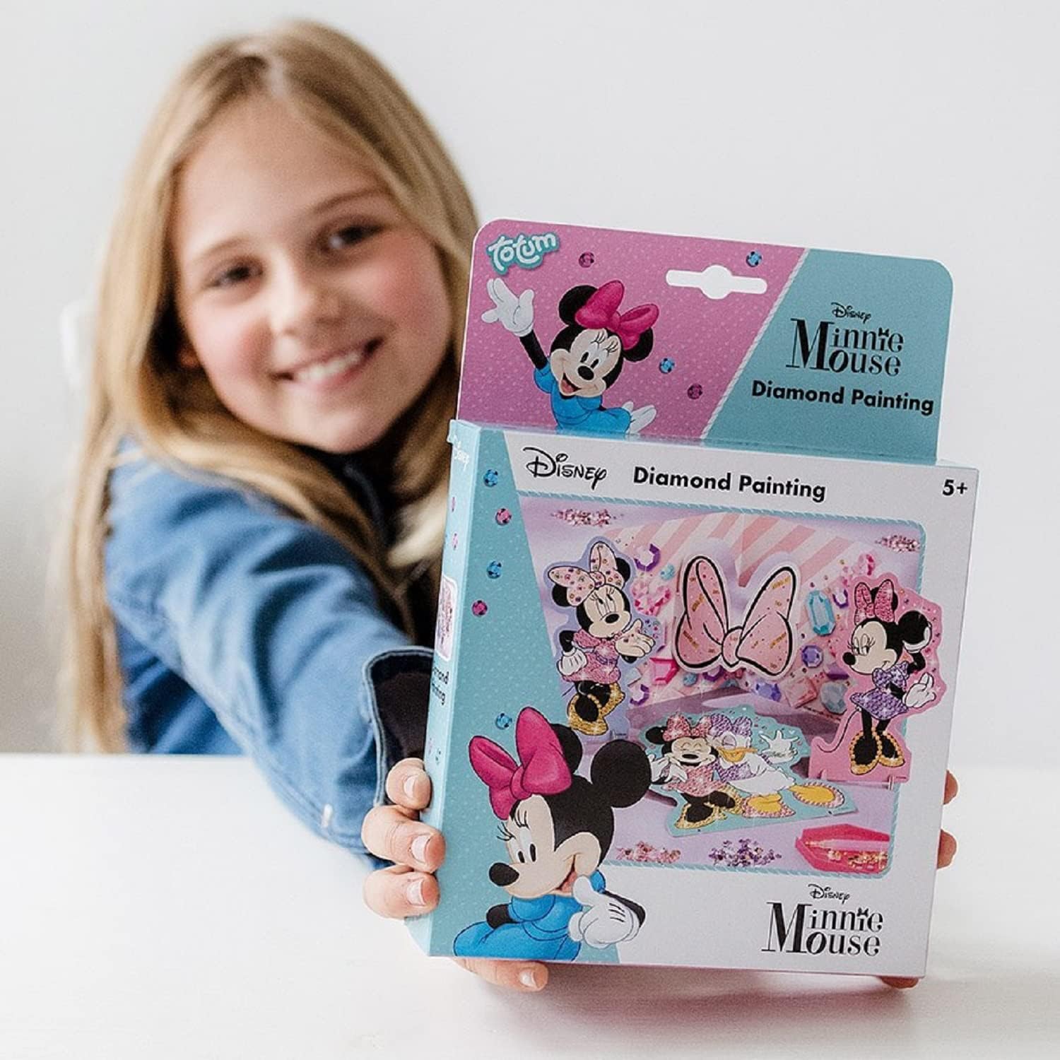 Totum Disney Minnie Mouse Diamond Painting Set for Kids: Decorate Cardboard Cards and Figures with Beautiful Rhinestones, Diamond Painting - Gift for Girls