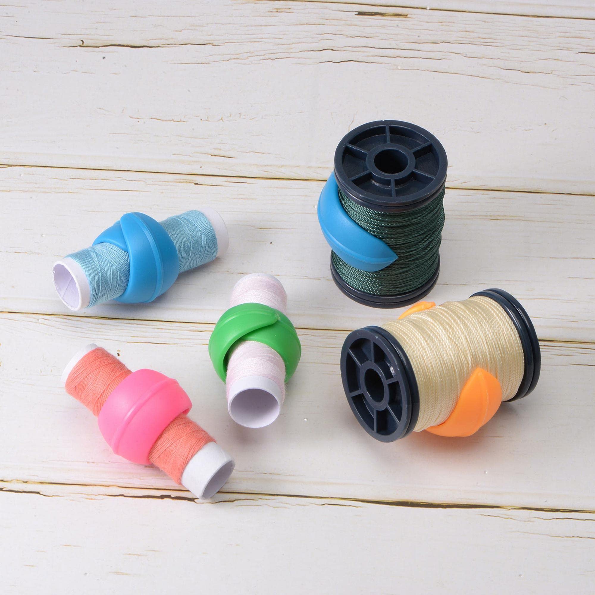 Kit filo da cucito, 28 pezzi filo bobina 32 pezzi filo da cucito per macchine da cucire da ricamo, cucito a mano