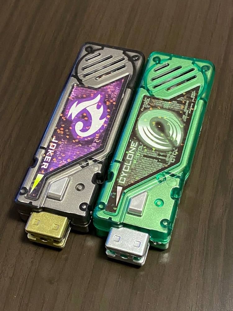 Amazon.co.jp: プロップ 重塗装 サイクロン ジョーカー ガイア