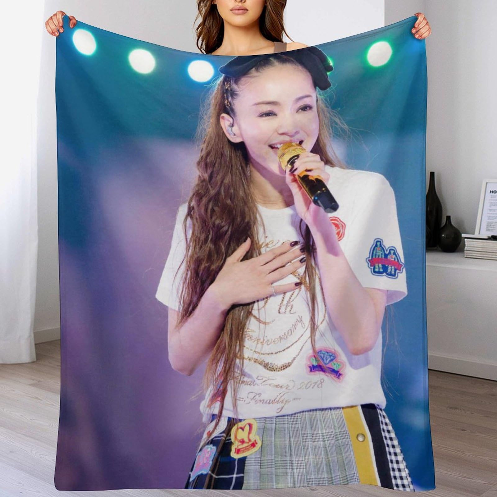 Amazon｜安室奈美恵 （1823） ブランケット 毛布 多機能 人気