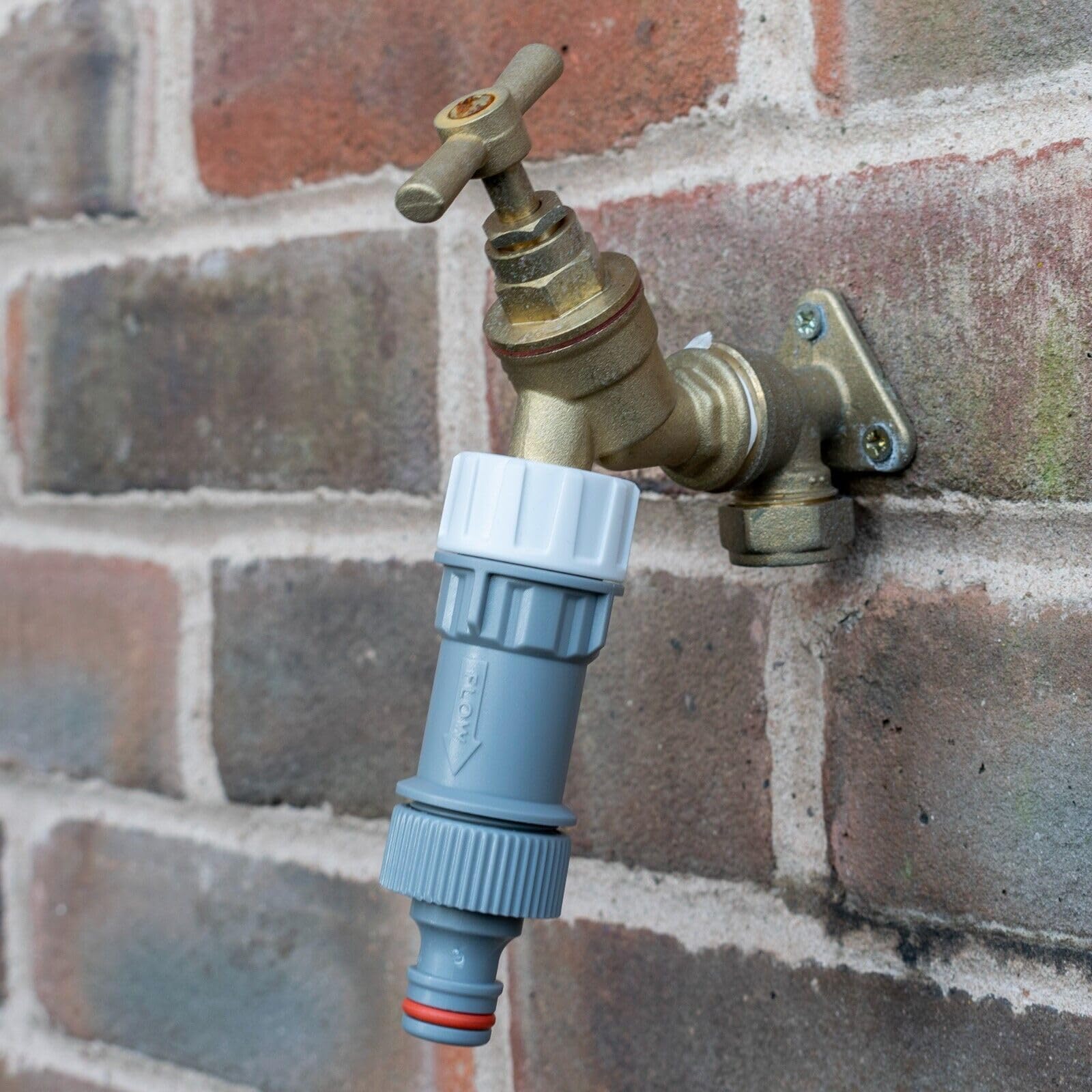 Garden Hose All Connectors Fittings Universal Standard Hozelock Valves Male Female Compatible White (Pressure reducing Valve 3/4BSPF)