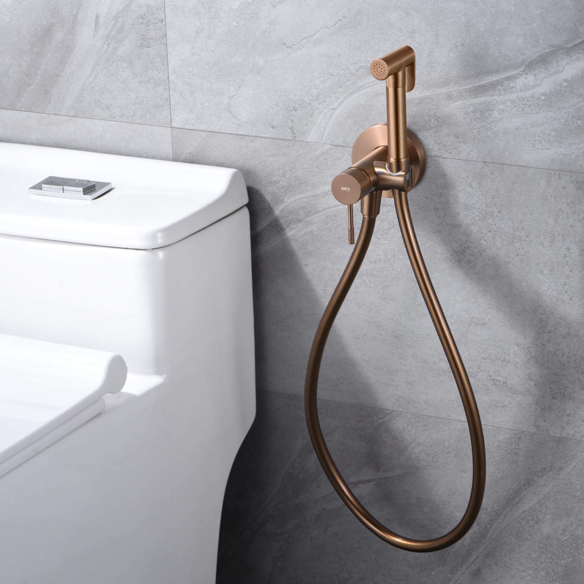 IMEX - Ducha Bidet Agua Fría y Caliente Color Oro Rosa Cepillado | Grifo Bidet Empotrado para WC | Ducha Higiénica Monomando para Inodoro | Grifería Sustituto de Bidé | Serie Line