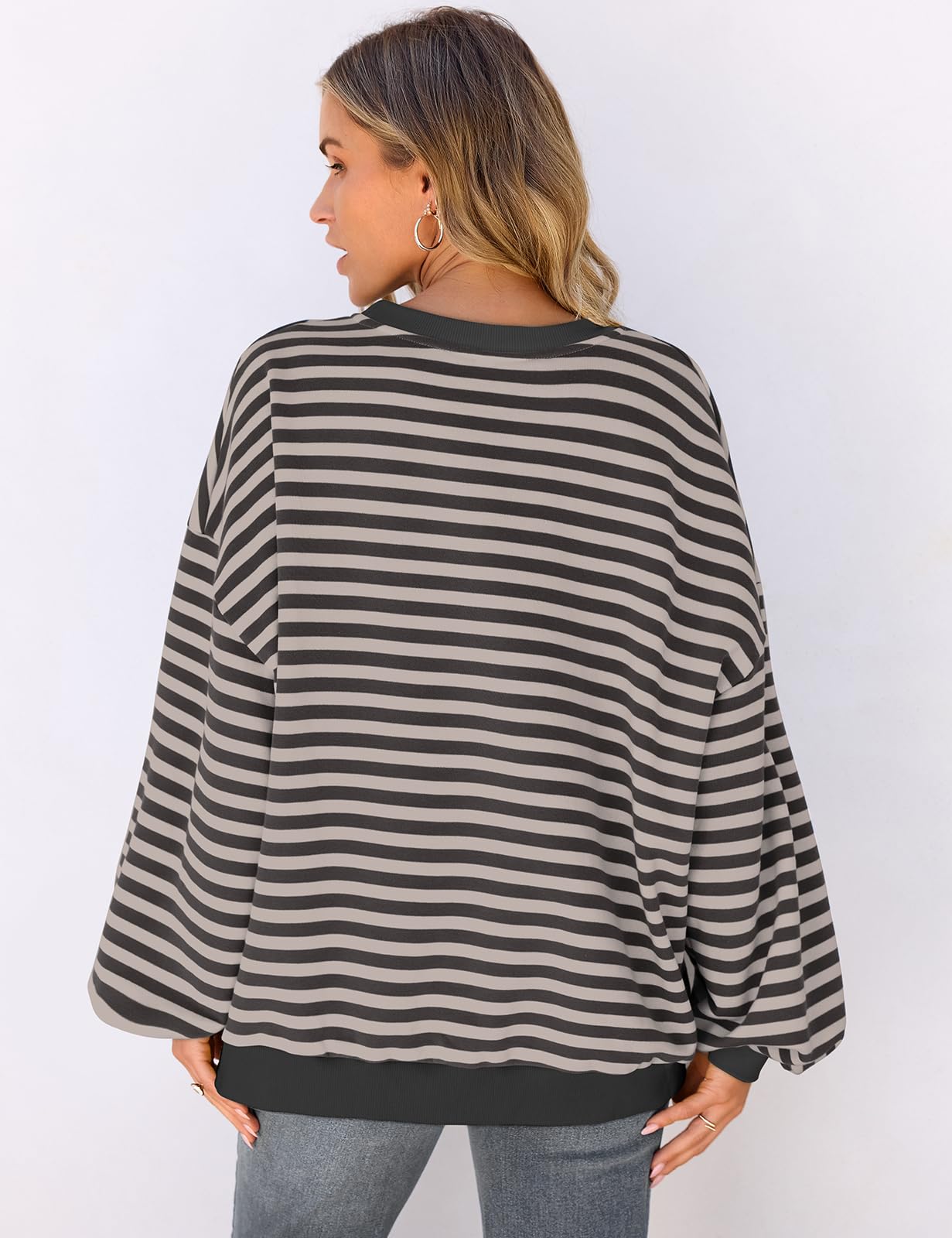 Damska oversize bluza UEU w paski z okrągłym dekoltem, długim rękawem i kolorowymi blokami, casualowy, luźny pulower do ćwiczeń i na co dzień.