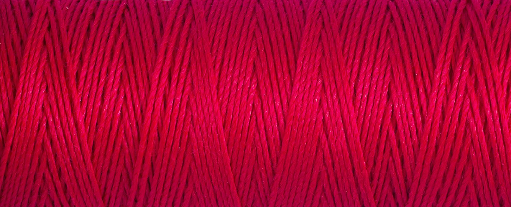 Minerva Top Stitch Thread 909 Silk Gutermann 744506909