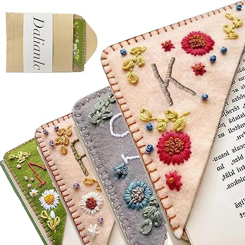 Dalianlc - Marcapáginas de esquina bordado a mano con 26 letras con bonito bordado de flores, marcador de esquina triangular de fieltro cosido hecho