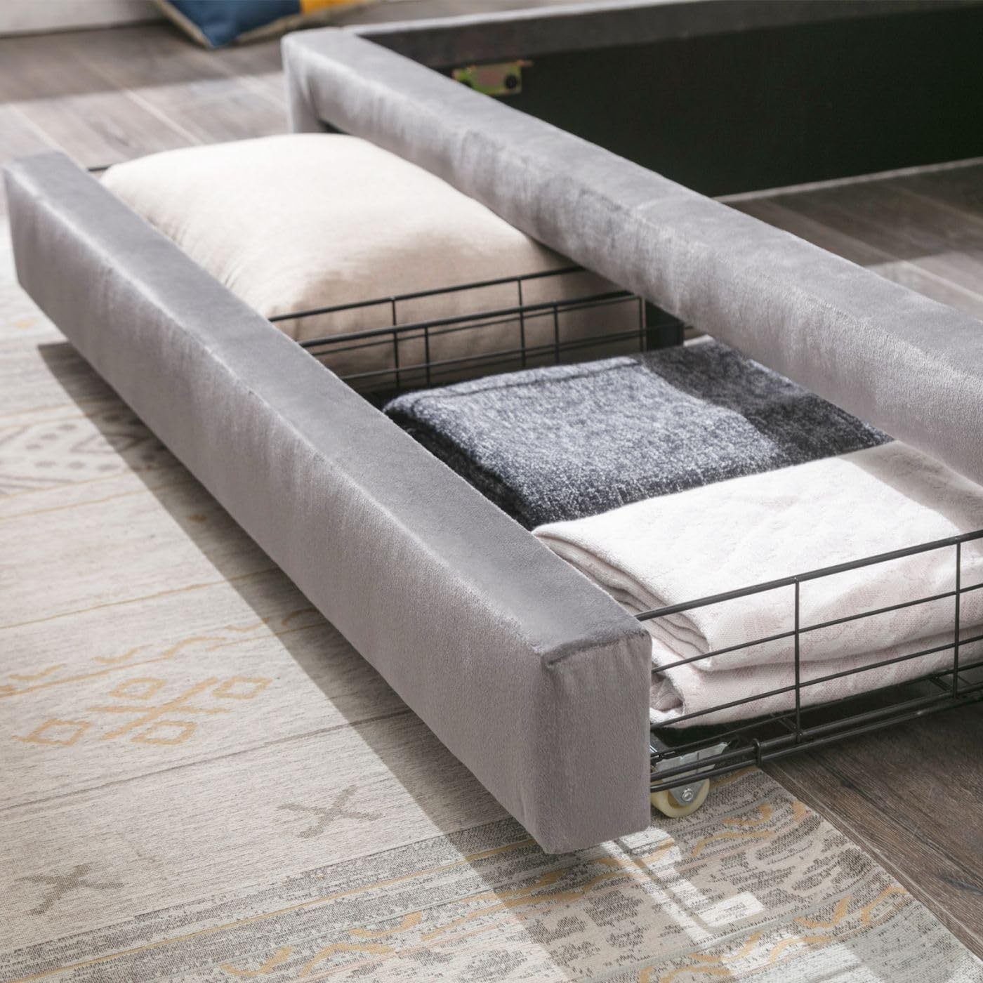 Letto Matrimoniale 140x200cm in Velluto Beige, Contenitore Idraulico, 2 Luci Lettura, Strisce LED, Porte USB, Rete a Doghe Robusta | Leroy Merlin