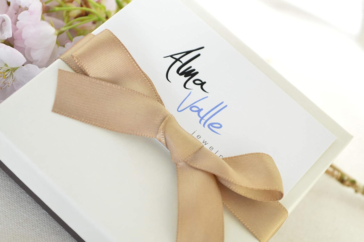 Birthday gifts for women jewelry, 80th Birthday necklace for women, 8 Mixed metal rings, 8th Anniversary gifts for her, 80 Birthday ideas, 80th Birthday gift ideas for her, 8 Rings 8 decades necklace