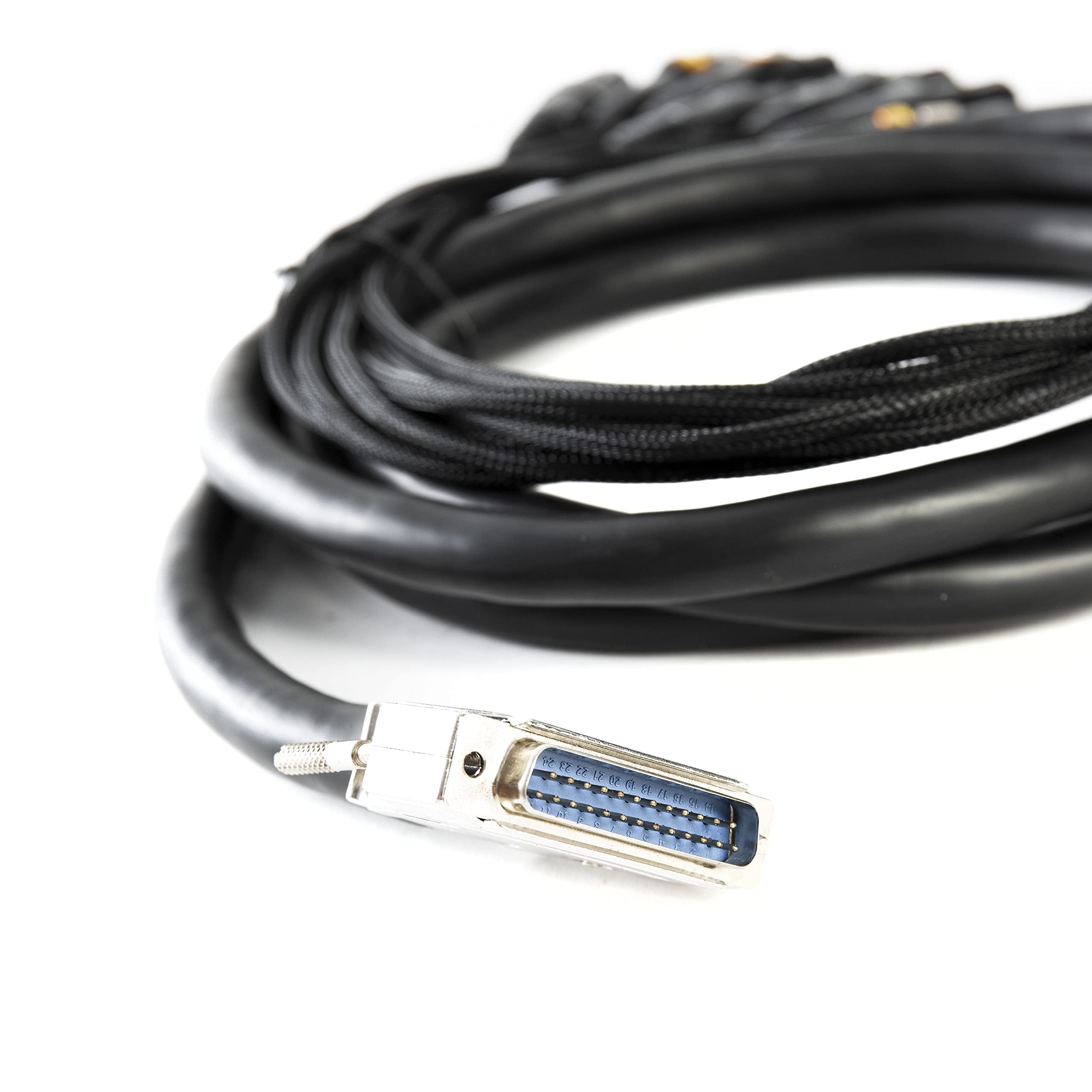 MUSIC STORE Multicore/Studio 8, DB25-XLRf 3 m, Hochwertiges Multicore-Kabel, Einzeln Gewebeummantelte Aderpaare, Kompatibel mit Mischpulten und A/D-Wandlern, Standard DB-25, D-Sub-Stecker, 8x XLR
