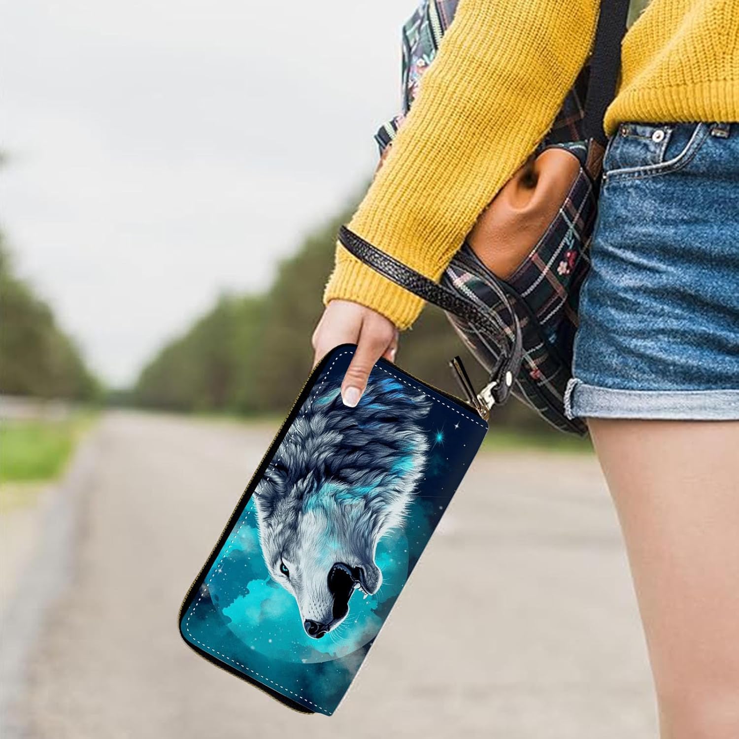 Womens Wallet, Large Capacity RFID Blocking PU Leather Wristlet Wallets for Women Ladies Men Credit Card Holder Zipper Wallet Phone Holder Clutch Travel Purse, Moon Wolf - Image 5