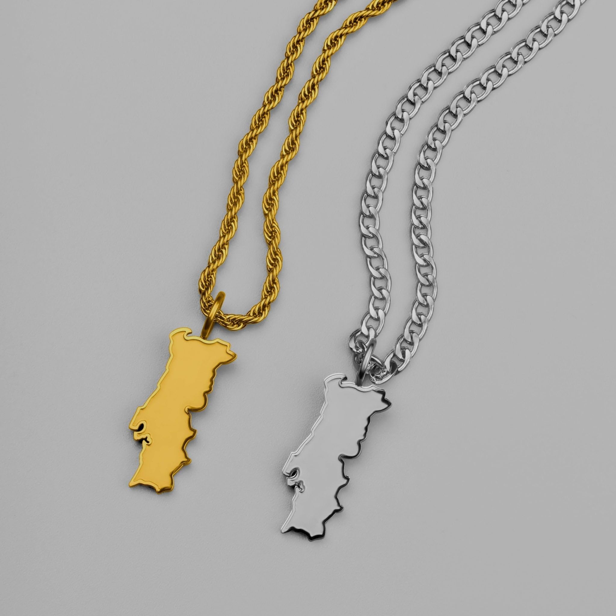 d'origine Portugalski łańcuszek męski na mapie, srebrny łańcuszek pancerka | stal nierdzewna 316L 60 cm | wisiorek 27 mm matowo piaskowany + polerowany kontur | prezent portugalskie korzenie