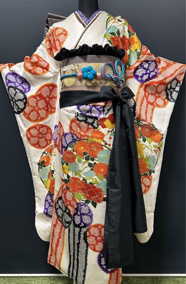 Amazon.co.jp: レトロモダン オレンジの牡丹に金駒刺繍 豪華成人式振袖 