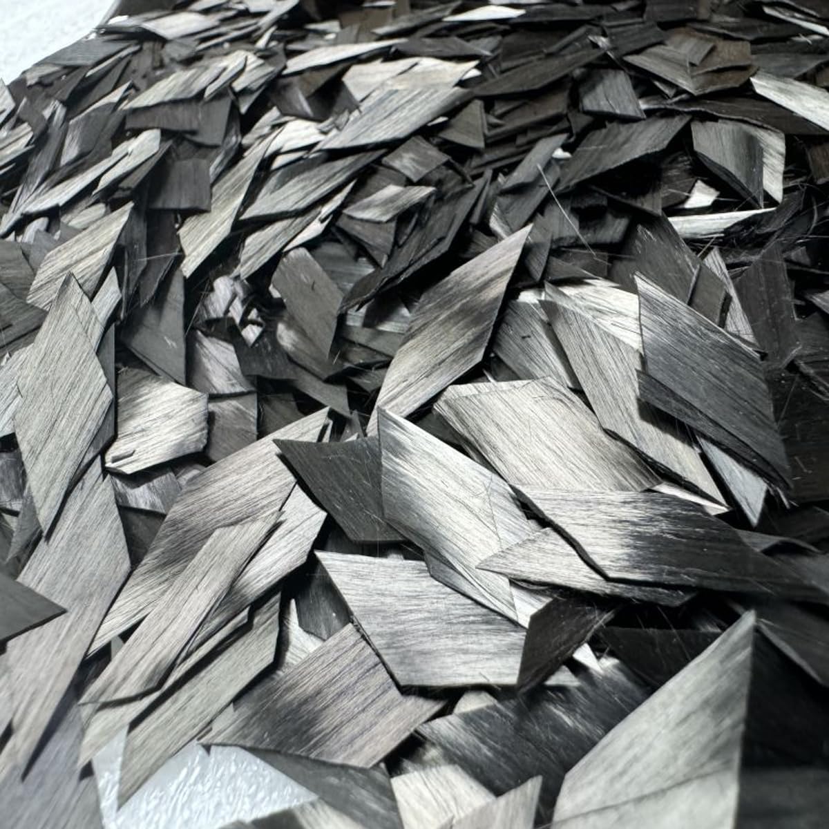 1000 Grams Diamond Shaped Carbon Fiber Flakes, Sheets, Chopped Wire Forged Cut Short Fibre Filament