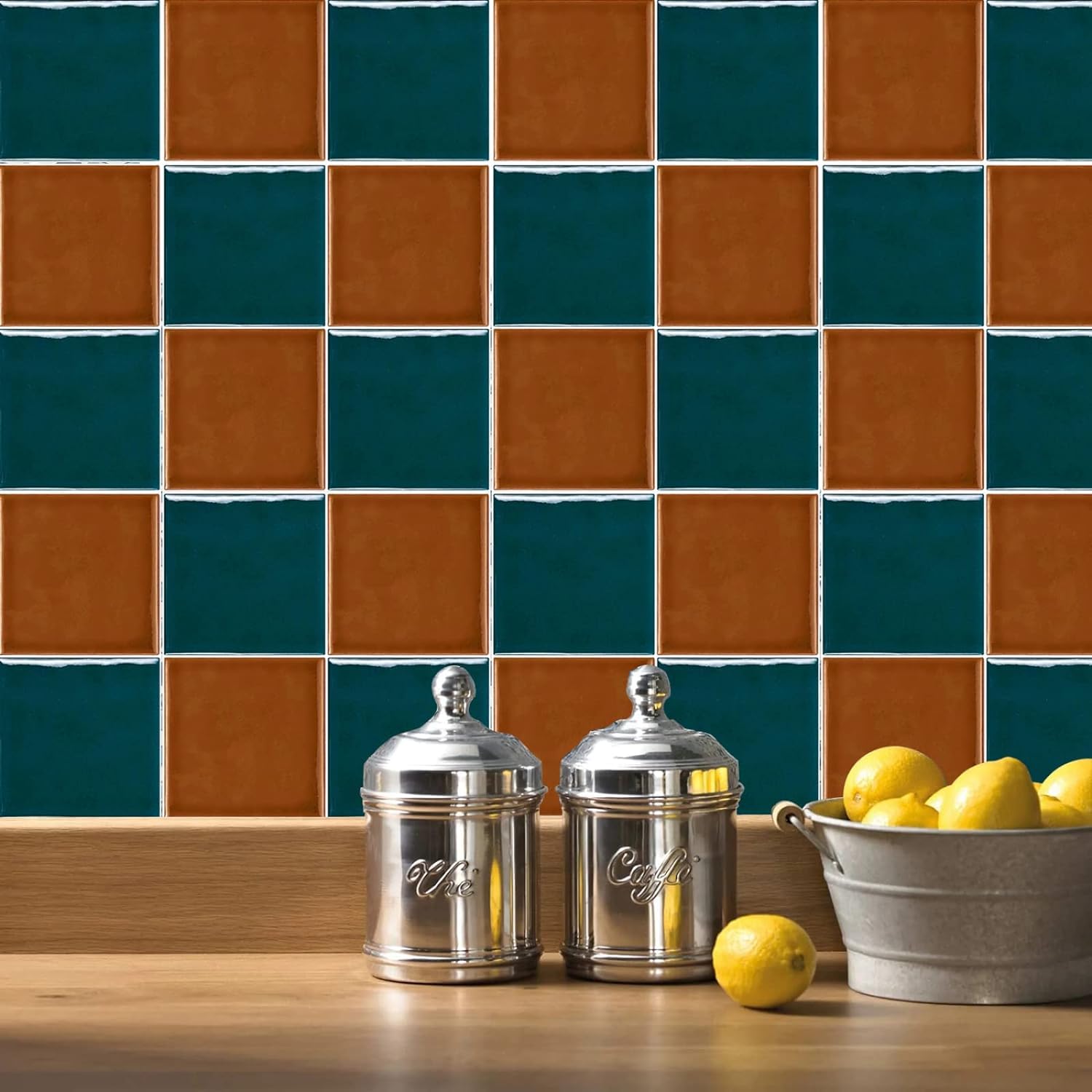 Papier peint auto-adhésif bleu foncé orange à motif de carreaux muraux cuisine