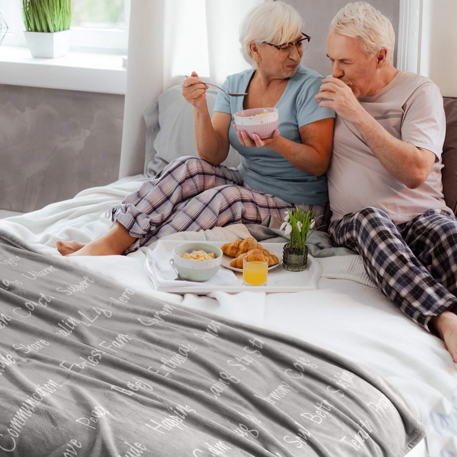 Amazon.com: Bedsure Healing Blanket, Get Well Blanket, Fleece Soft Comfort  Inspirational Blanket, Care Hope Thoughts Sympathy Chemo Blanket, Get Well  Soon Gifts for Women, Breast Cancer Recovery Gift - Grey : Home