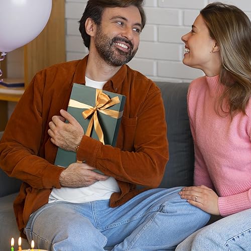 Vista 22 de Caja de regalo negra de 9 x 7 x 4 pulgadas, cajas de regalo para regalos con tapa de cierre magnético, pequeña caja de regalo plegable rectangular