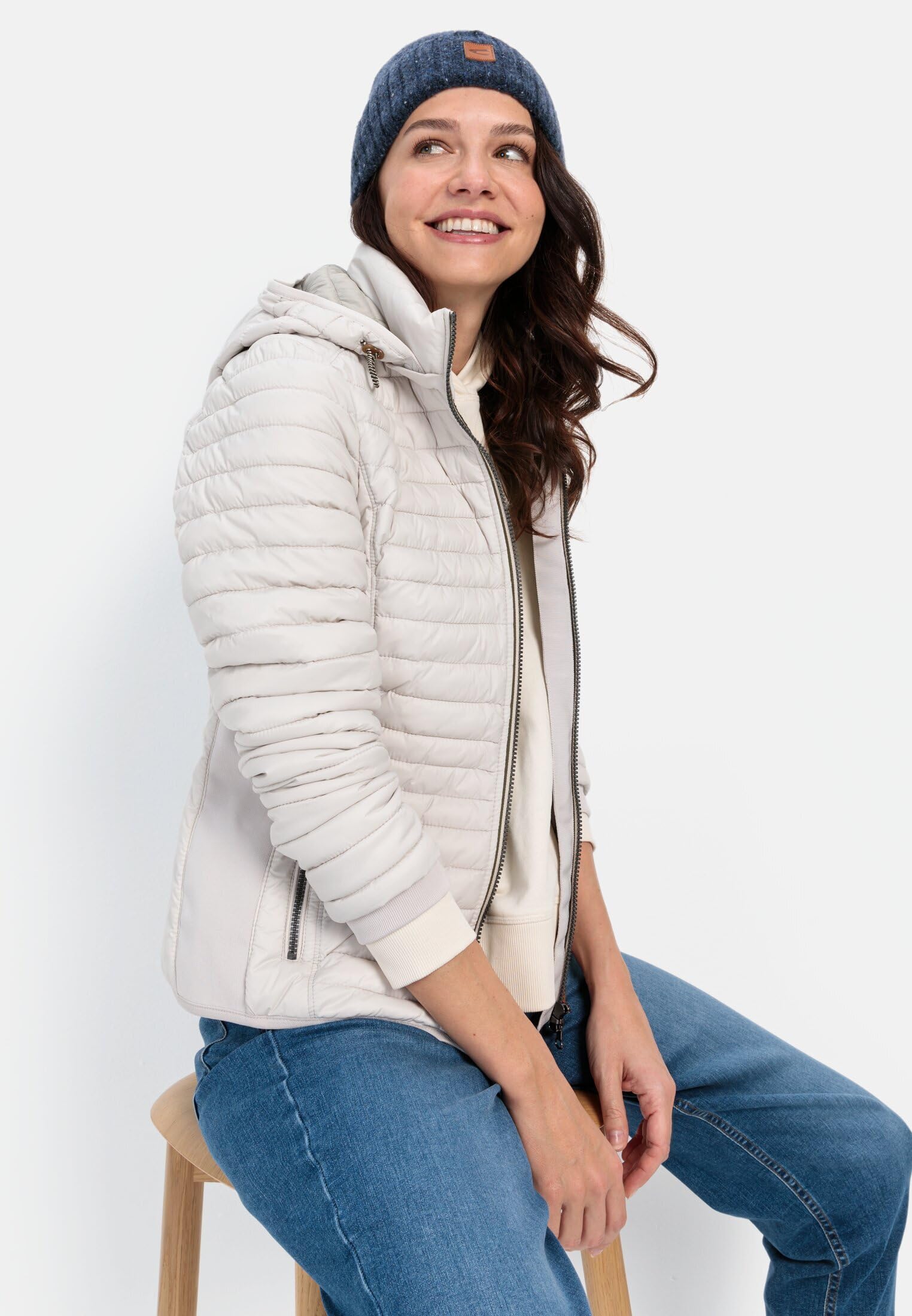 camel active Damen Leichte Steppjacke I Winddicht und wasserarbweisend Wollweiß – Bild 5