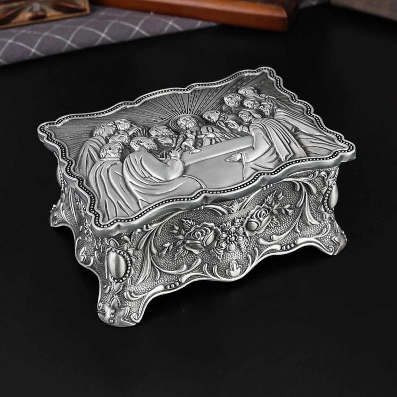 Caja de joyería pequeña de 2 piezas con exquisitas rosas grabadas para exhibir accesorios Cajas de almacenamiento para anillos Pendientes Caja de almacenamiento de aro de metal