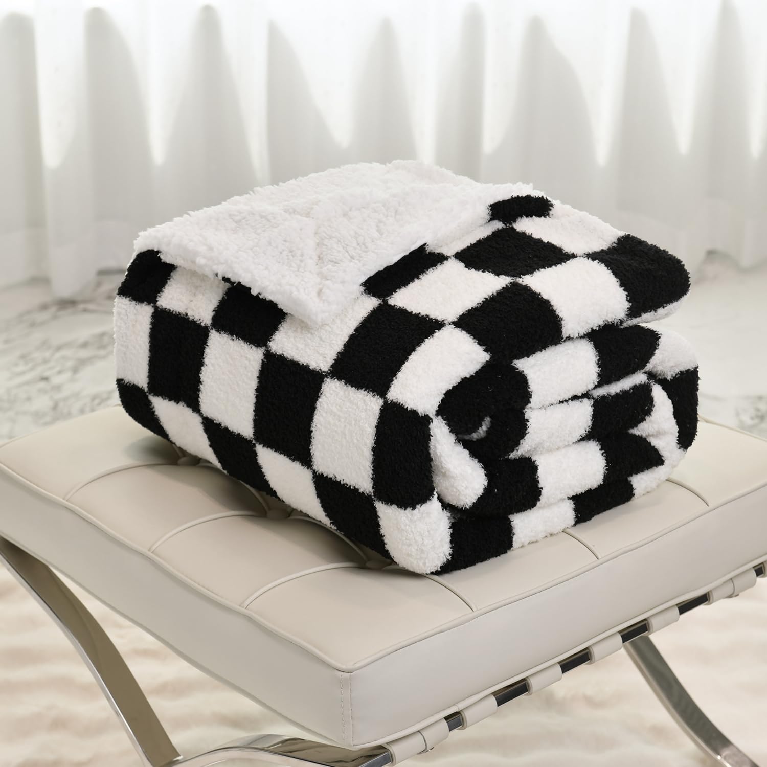 DREAMLANDING Sherpa Fleece Blanket Sofa Throw Double-Sided Super Soft Warm Throw Blanket For Bed, Sofa, Couch (Black Checkered, 150180cm)