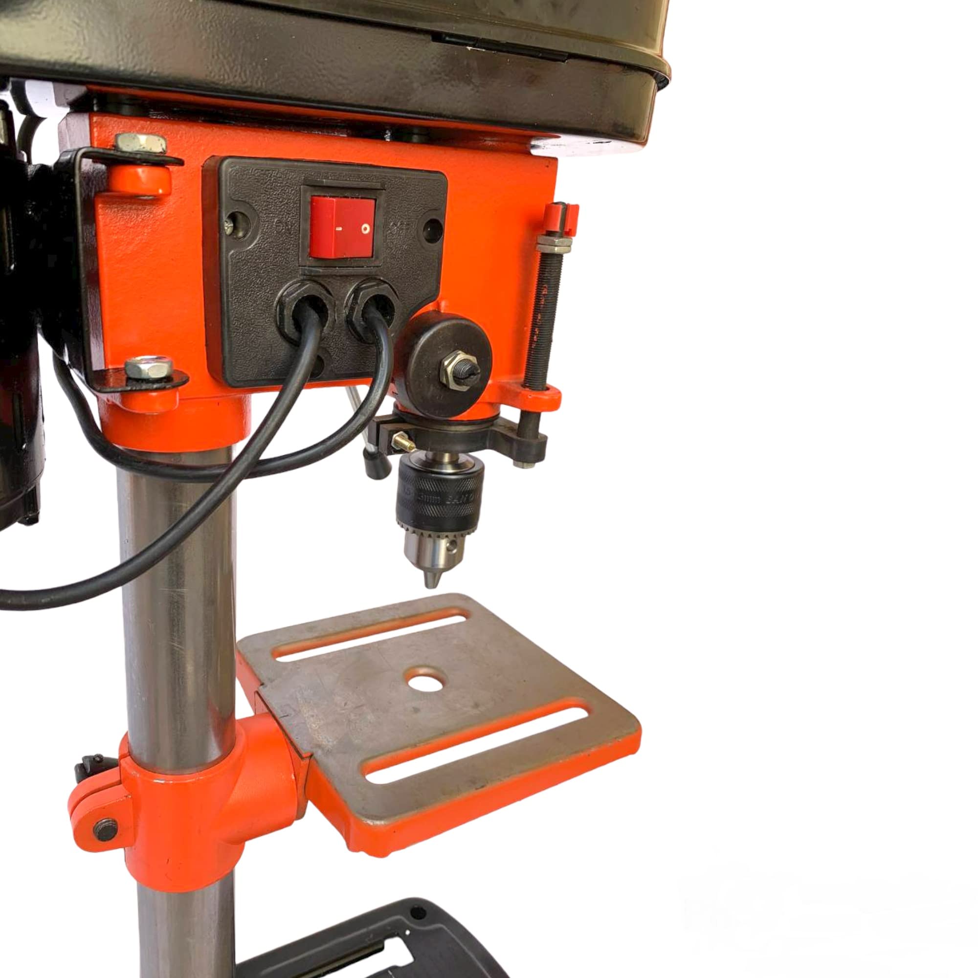 Trapano a Colonna da Banco Elettrico 350W 5 Velocità 580-2650 Giri/min con Mandrino 13mm piano di lavoro inclinabile, girevole e regolabile