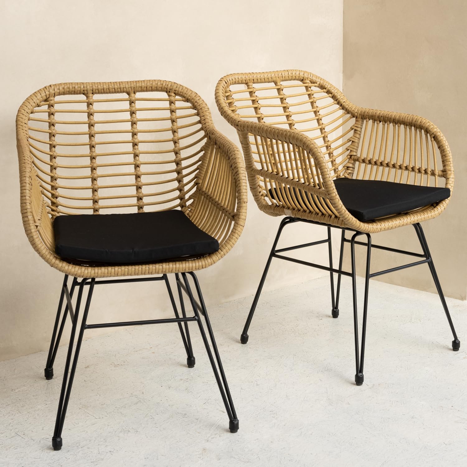 Happy Garden Set di 2 poltrone Cinta in Rattan Sintetico con Cuscini, Resistenti ai Raggi UV e idrorepellenti